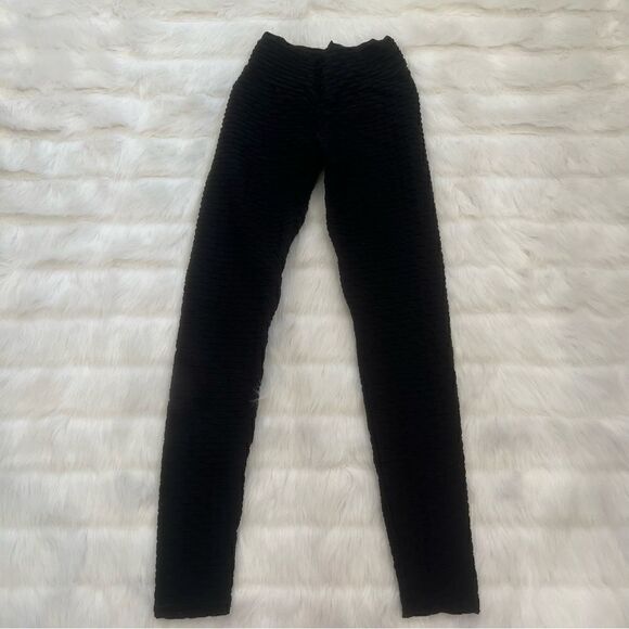 Anti Cellulite Scrunch Black Booty Legging (S) - Picture 13 of 13